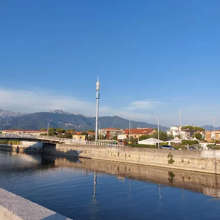 Appartamento Al Mare Di Liguria E Toscana Marina di Massa Buitenkant foto