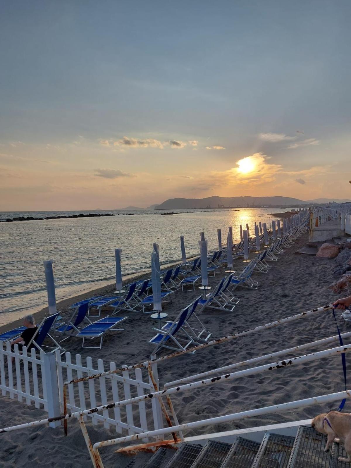 Al Mare Di Liguria E Toscana Marina di Massa